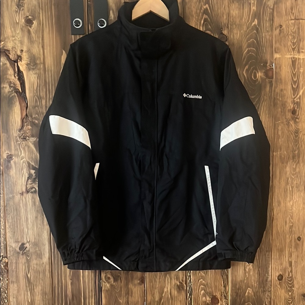 Columbia Performance Jackets Black and White Athletic Design